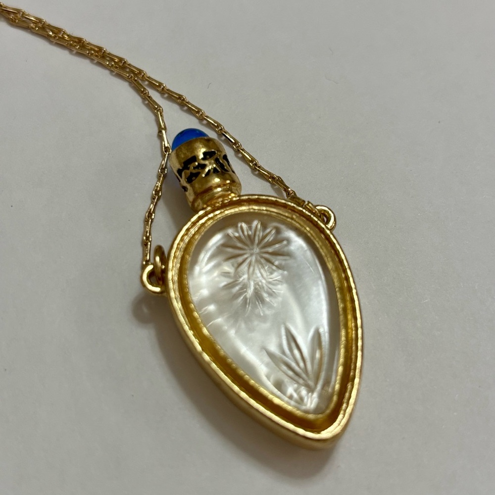 Victorian, potion bottle necklace